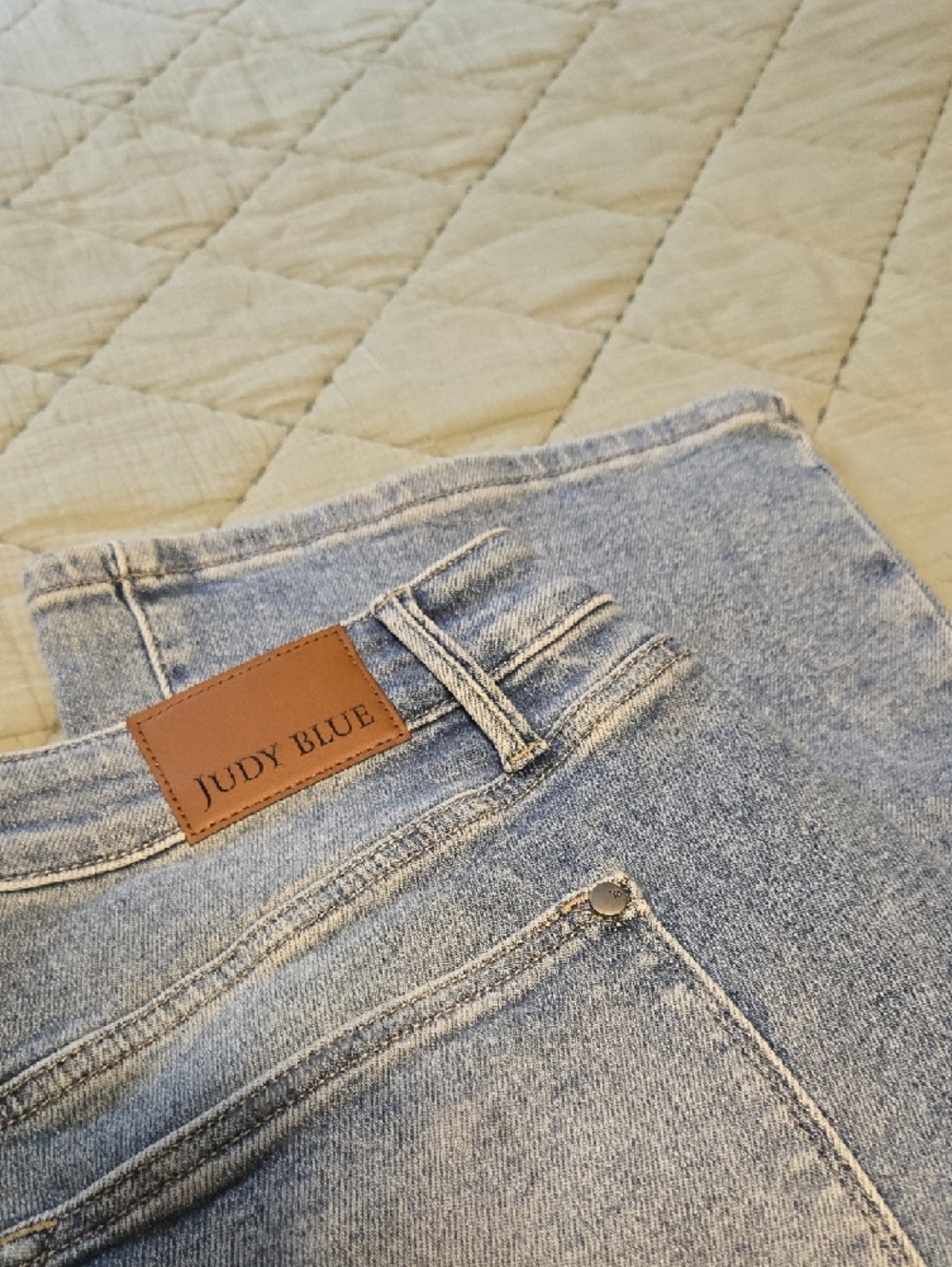 Judy Blue Wide Leg Jeans - Picture 8 of 8